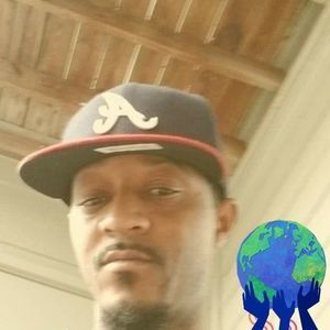 Meet your Posher, Carlos